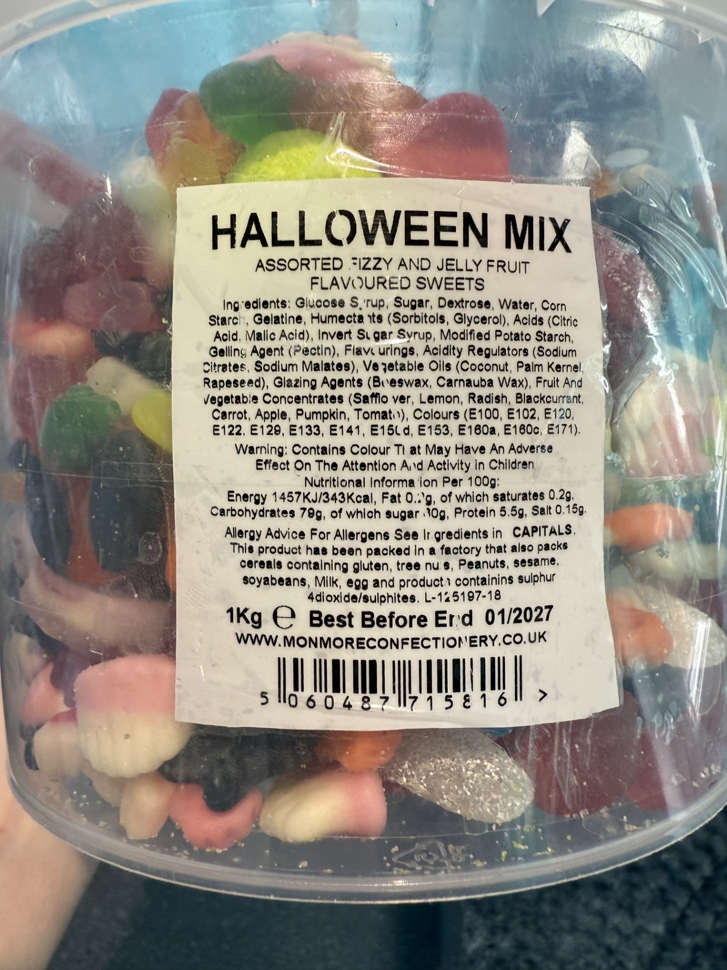 HALLOWEEN MIX Spooky Cones, Bags & Buckets.
